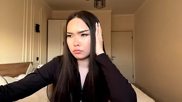 MardellHeavrin online show from May 15, 1:47 pm