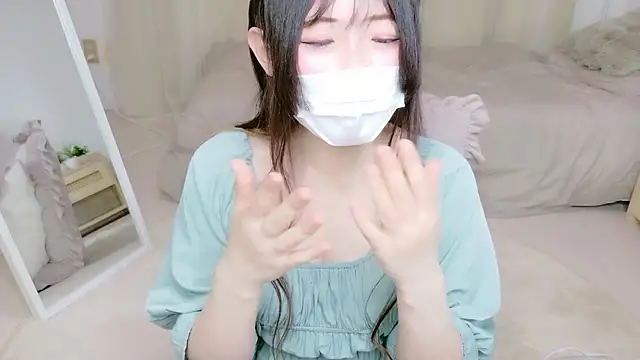 Satomi nn online show from April 10, 5:13 am