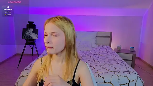 Brietdget online show from May 31, 9:26 am