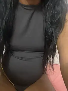Debbaby online show from June 3, 7:30 pm