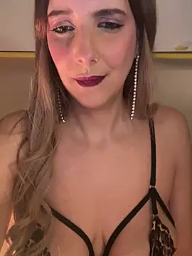 SweetSofia11 online show from April 15, 1:44 pm