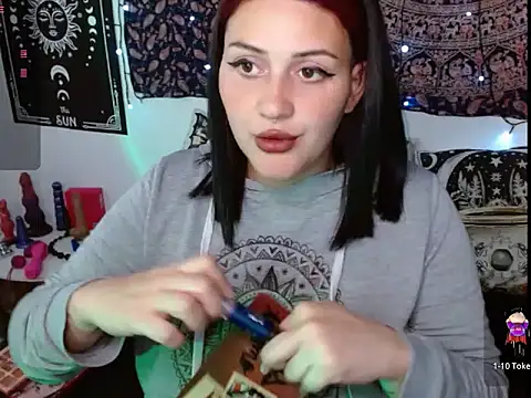 Ozzy Valentino online show from July 21, 10:54 pm