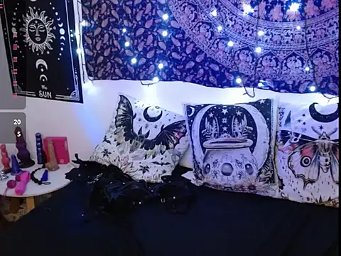 Ozzy Valentino online show from July 23, 1:58 am