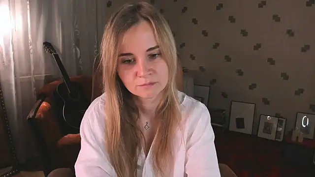 MiaSparkes online show from June 13, 12:02 pm