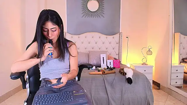 elizabeth santos1 online show from July 23, 10:18 pm