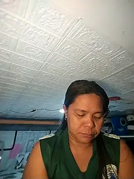 FILIPINAPUSSYPINAY online show from April 26, 2:37 pm
