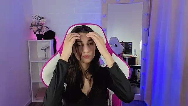 JasminAvily online show from April 19, 3:01 pm