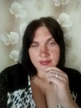 SaraDeer31 online show from April 29, 1:14 pm