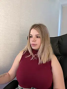 KimEvanss online show from June 21, 5:33 am
