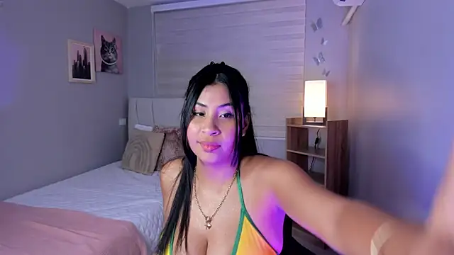 noa joness online show from May 23, 9:13 pm