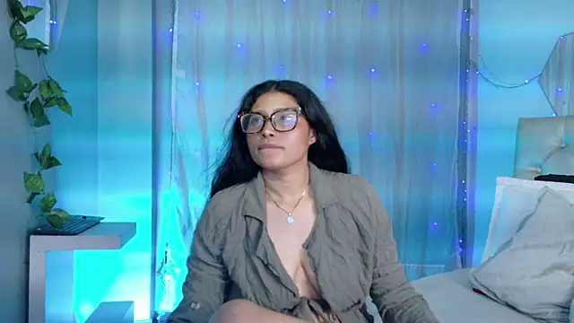 Silvana lorc online show from May 14, 7:19 pm
