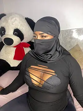 yasmin georgina online show from April 29, 9:31 pm