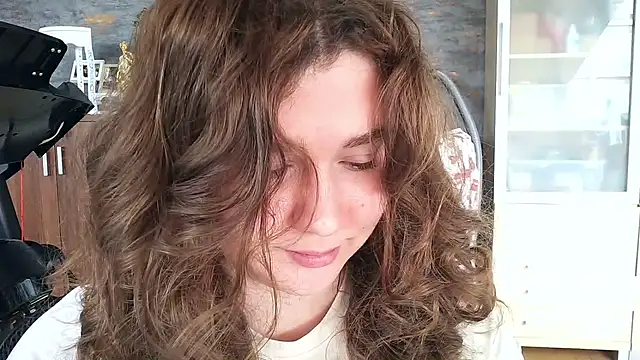 AmeliFoxi online show from April 26, 12:25 pm