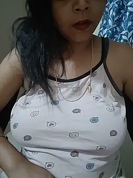 SexySindrela online show from June 18, 9:14 am