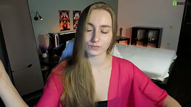 Your Emily25 online show from April 21, 7:48 am