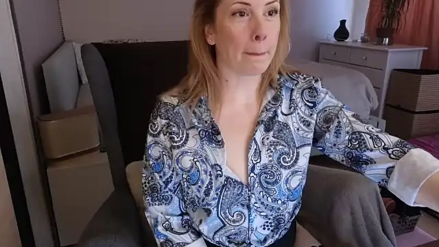 Sharon Red online show from February 24, 12:04 pm