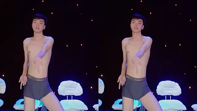 GAY-BOYS8888 online show from June 27, 12:44 pm