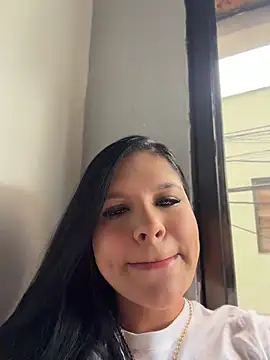 Elara Luxe online show from July 1, 9:36 pm