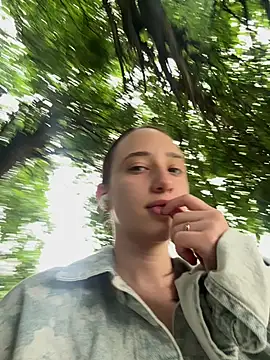 DarkMirel online show from June 5, 2:23 pm