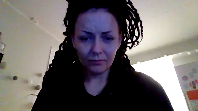 shyhornymommy online show from April 24, 7:27 pm
