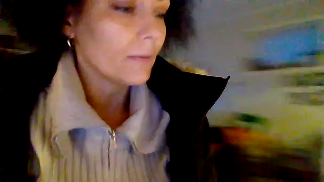 shyhornymommy online show from April 26, 8:50 pm