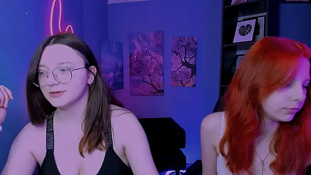 nymira online show from June 18, 7:19 pm