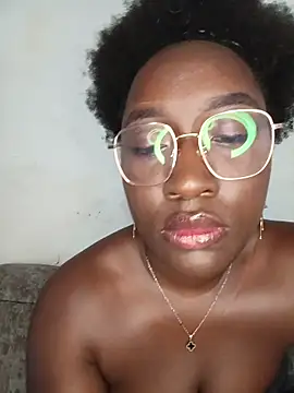 KaleaEbony online show from May 4, 4:27 am
