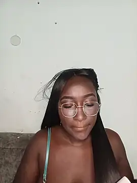 KaleaEbony online show from April 22, 5:04 am