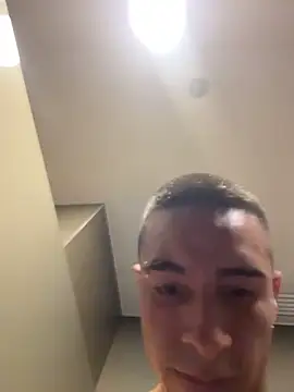 willclayy online show from May 11, 4:04 pm