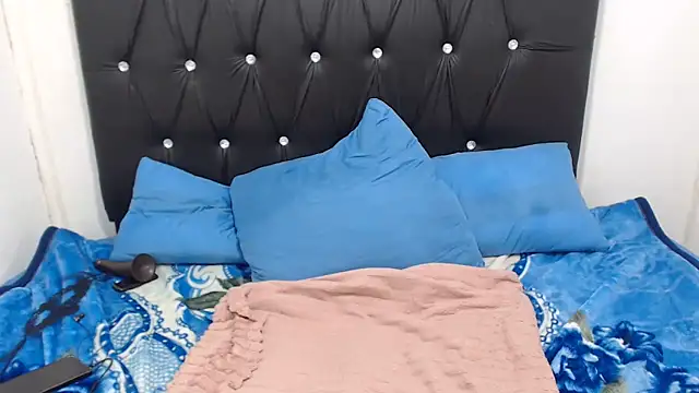 CreamyhotBoobs online show from May 29, 2:09 am