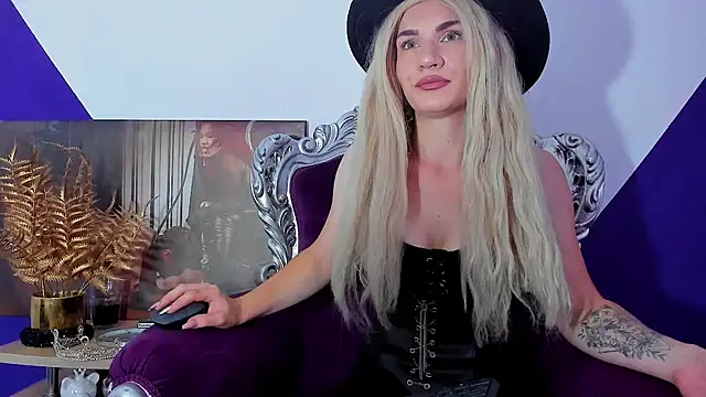 MistressKasandra online show from June 21, 4:38 am
