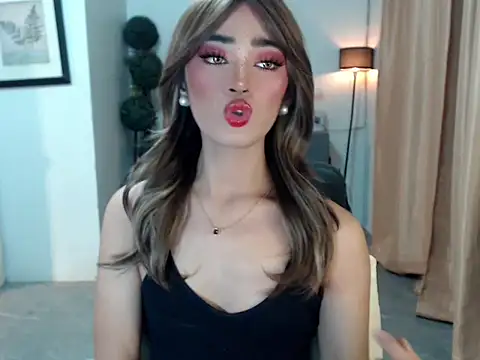 lavandermilk online show from June 15, 2:06 pm