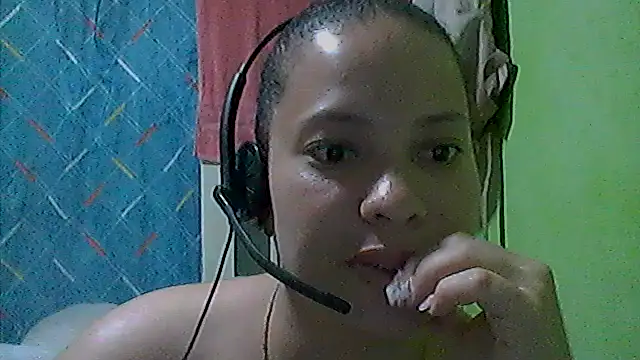 DivaCaliente1 online show from June 28, 5:03 am