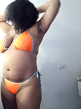 gigibluee online show from April 21, 8:43 am