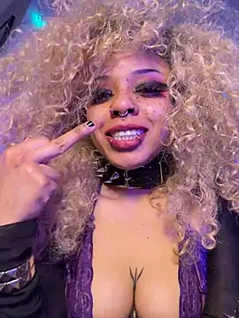 nerdyhotgoth online show from May 23, 3:49 am
