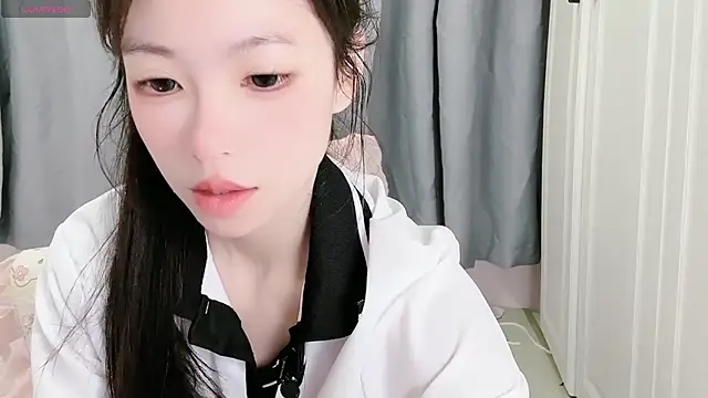 XiaoMei-iiiiii online show from May 19, 7:04 am