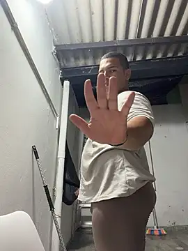 Patricio 02 online show from June 11, 3:58 am
