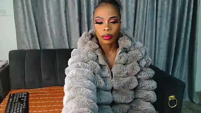 SweetHotLips102 online show from July 23, 4:09 am