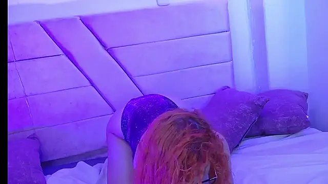 Chiara Angel online show from May 8, 4:05 am