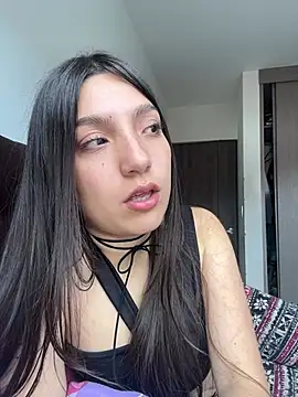Soffy 20 online show from July 30, 5:25 pm