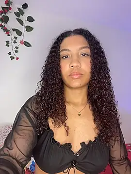 Daphnne Curly online show from July 10, 10:42 pm