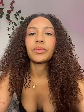 Daphnne Curly online show from July 3, 4:40 am