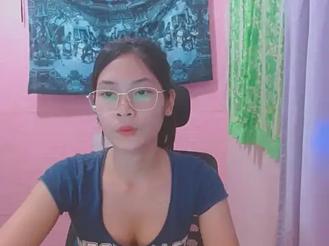 Sweetsexylady19 online show from July 4, 5:47 am