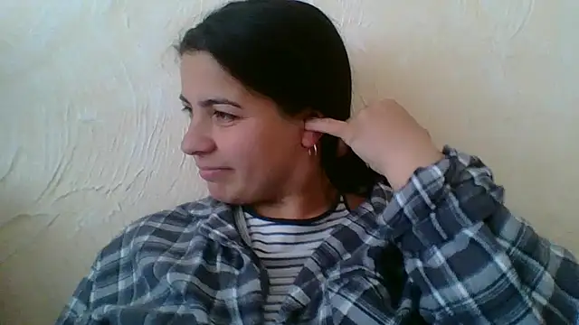 KateXFlower online show from April 21, 12:45 pm