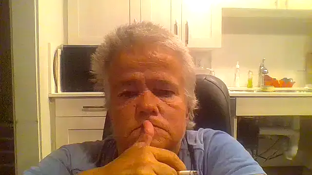 smokinhotshorty online show from July 27, 4:15 pm