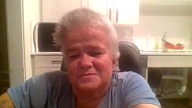 smokinhotshorty online show from July 28, 12:48 pm