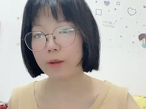 Belle-LL online show from April 29, 3:37 pm