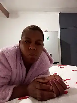 SweetHunDivaX  online show from April 27, 10:23 am