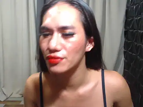 Queen Haliyah online show from June 15, 12:38 pm