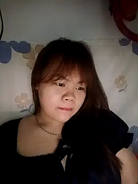 Truxcy1 online show from May 10, 12:56 am